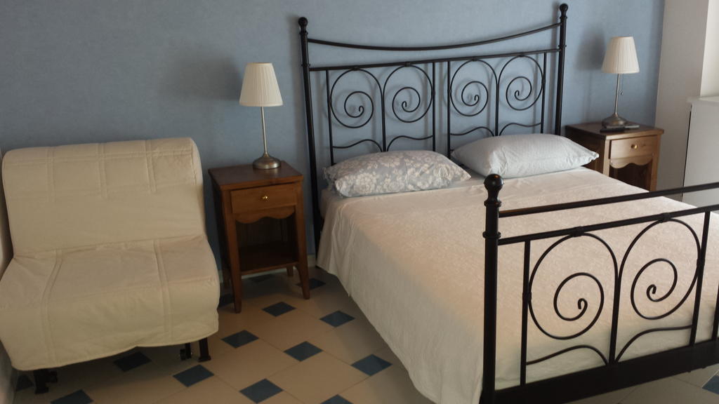 Al Castagno Bed & Breakfast Вико Екуензе Стая снимка